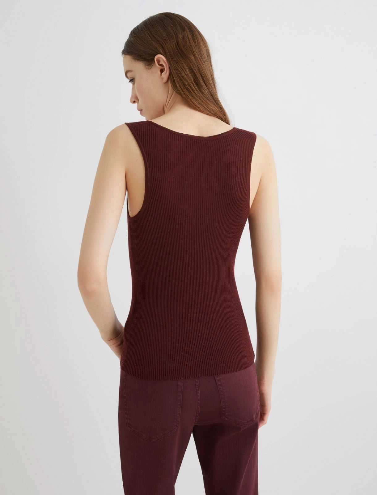 INO - Ultra-lightweight wool vest top