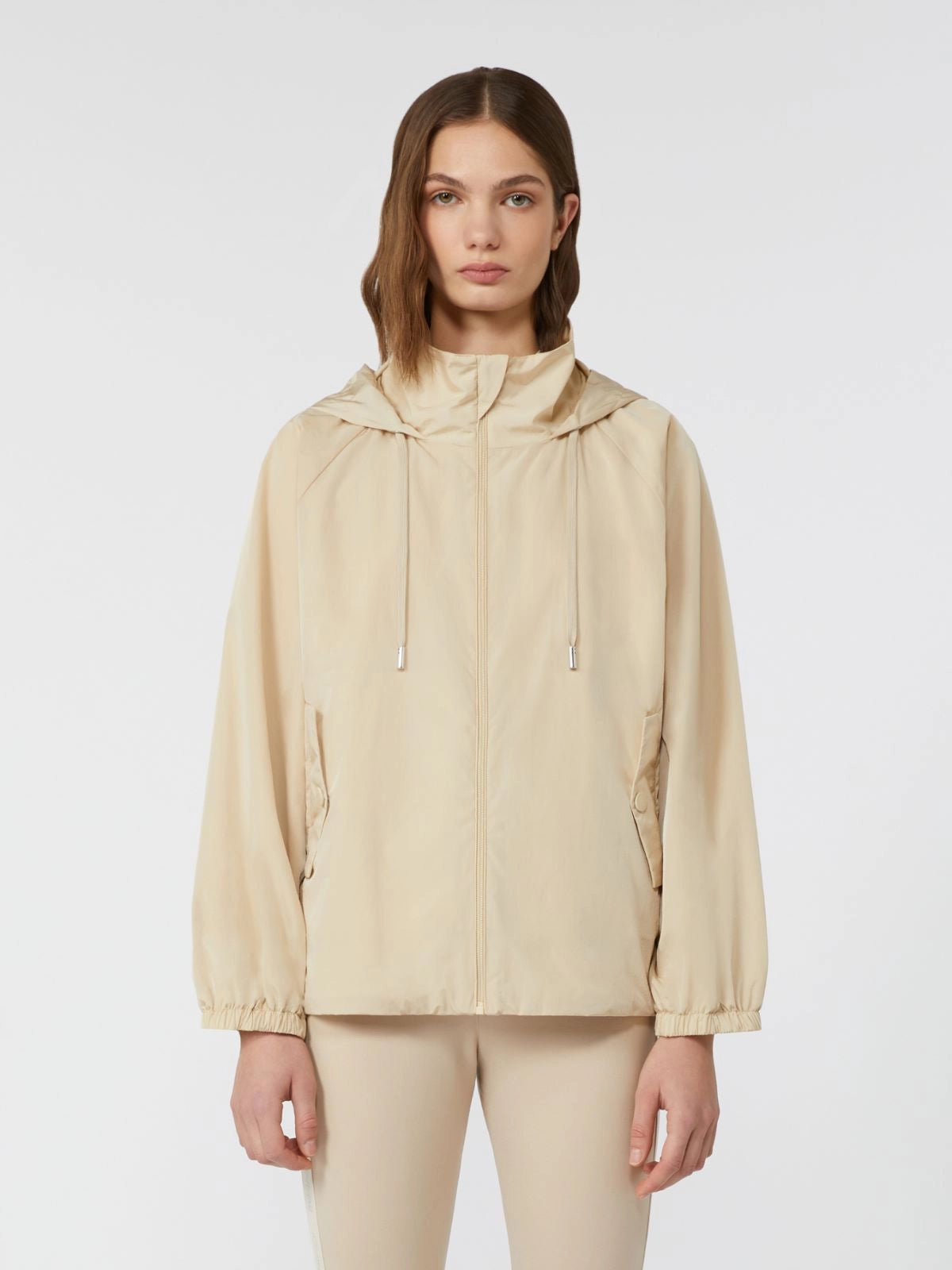 SPUMA - Technical taffeta windbreaker
