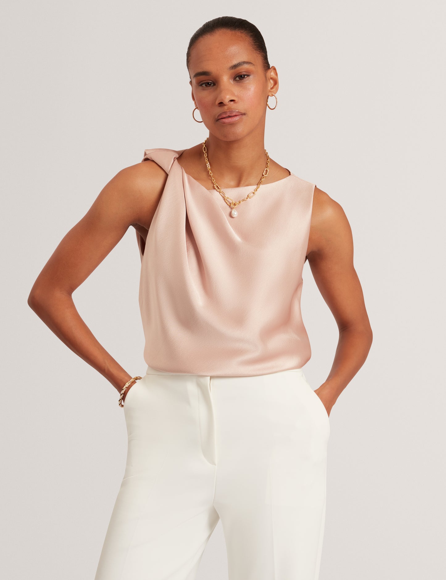 MIONA - Sleveless Twist Detail Top