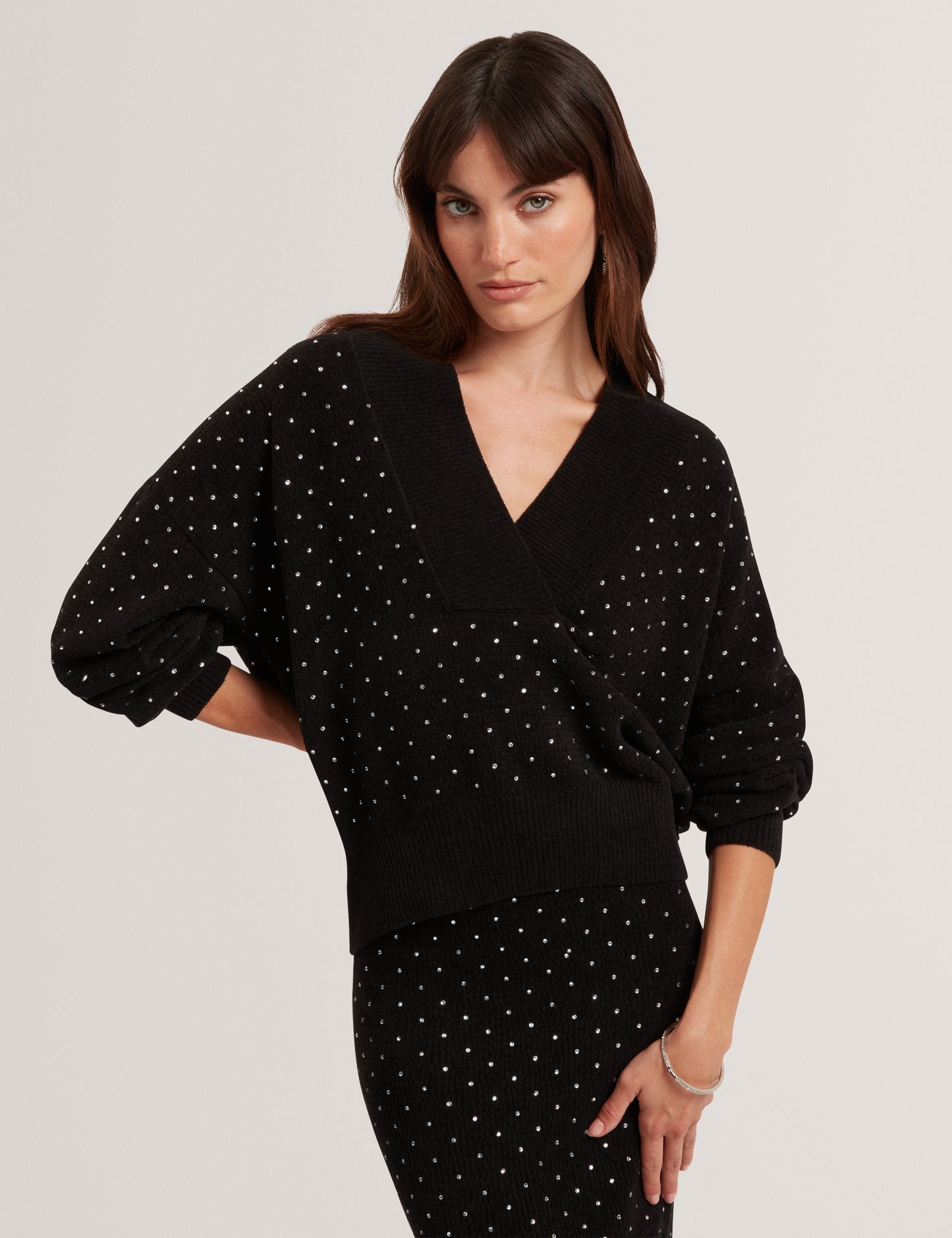 ALIISEE - V Neck Hot Fix Jumper