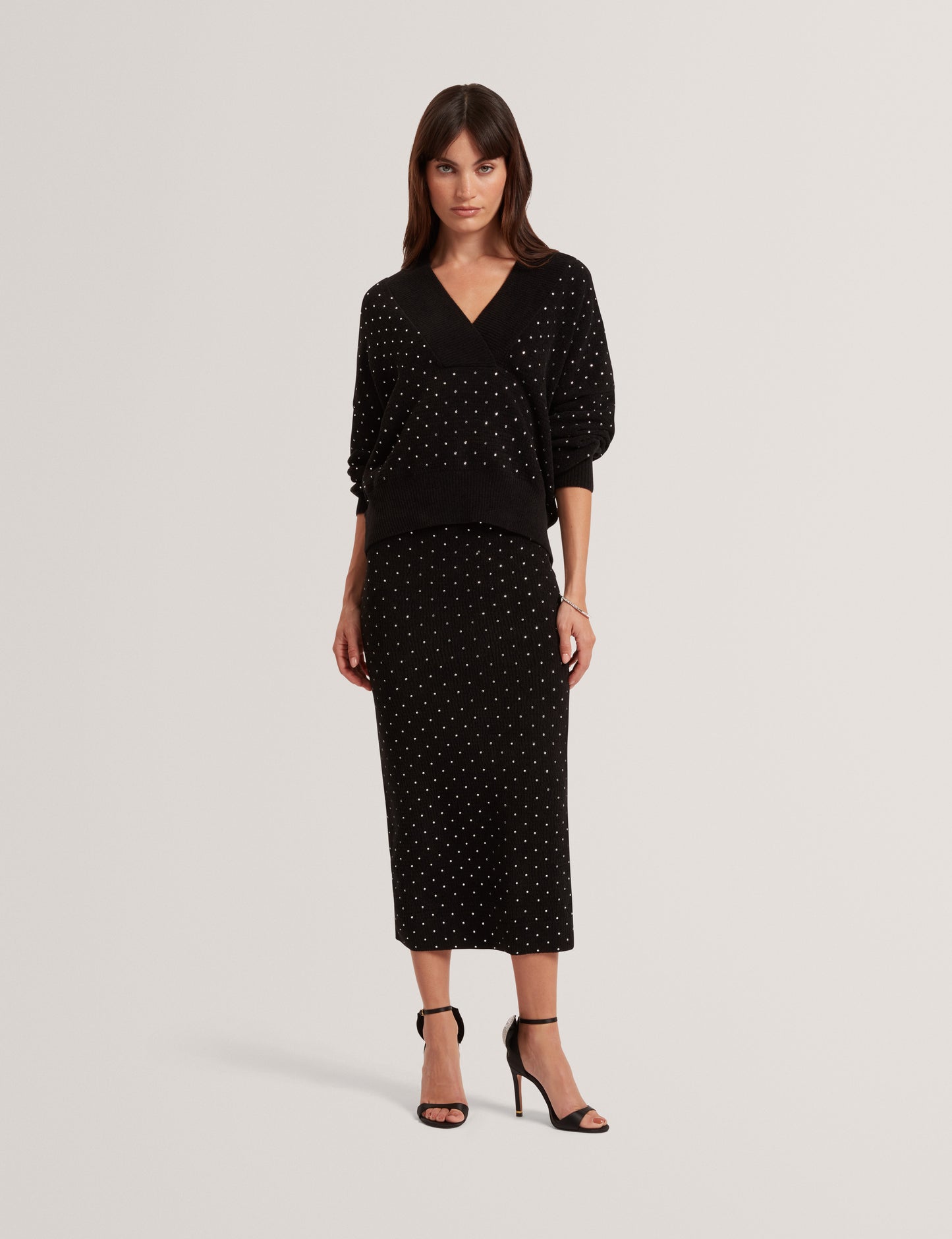 ALIISEE - V Neck Hot Fix Jumper