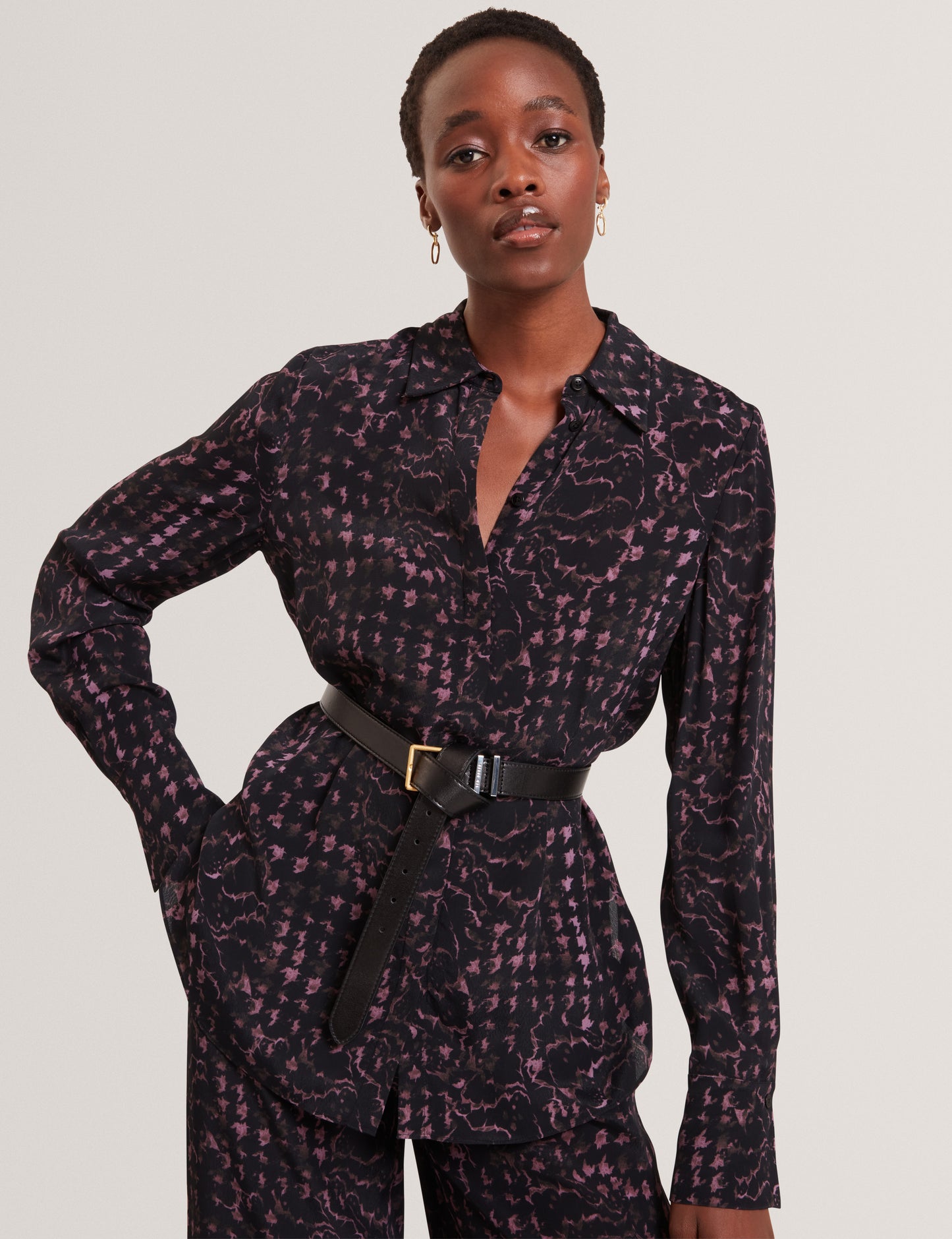 COBALA - Long Line Printed Shirt