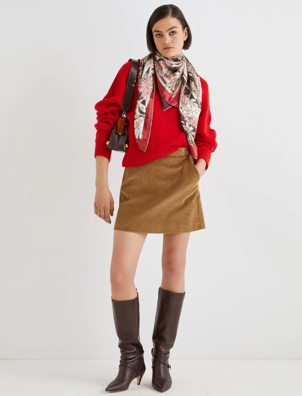 SERIO - Short velvet skirt