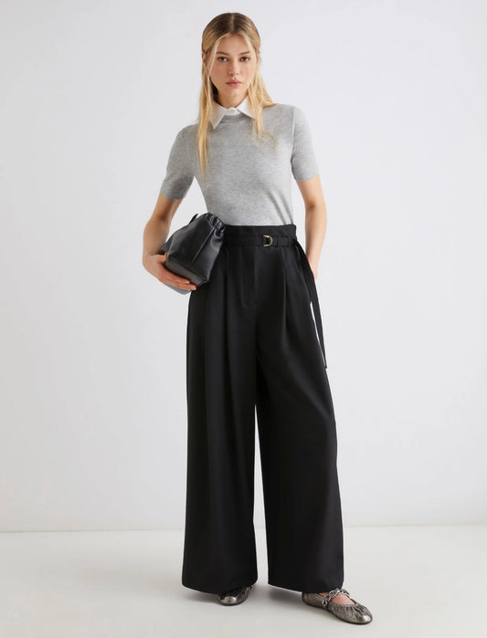 ACCORTA - T-shirt with a removable collar and crystal detail