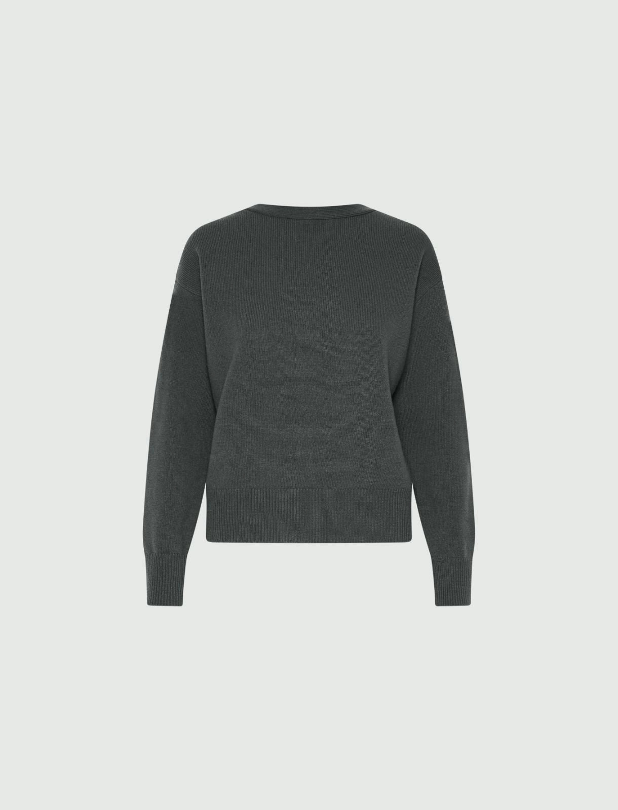 BIG - Back-neck sweater