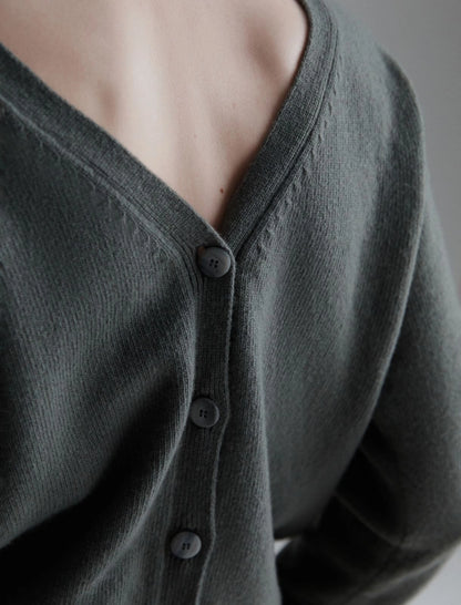 BIG - Back-neck sweater