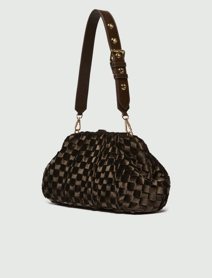 POLDER - Unstructured woven clutch