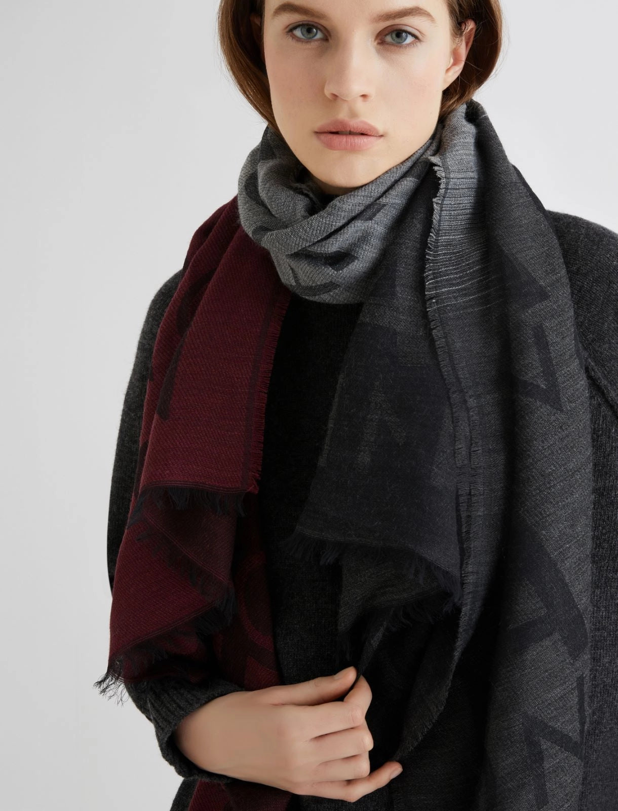 PALE - Jacquard stole