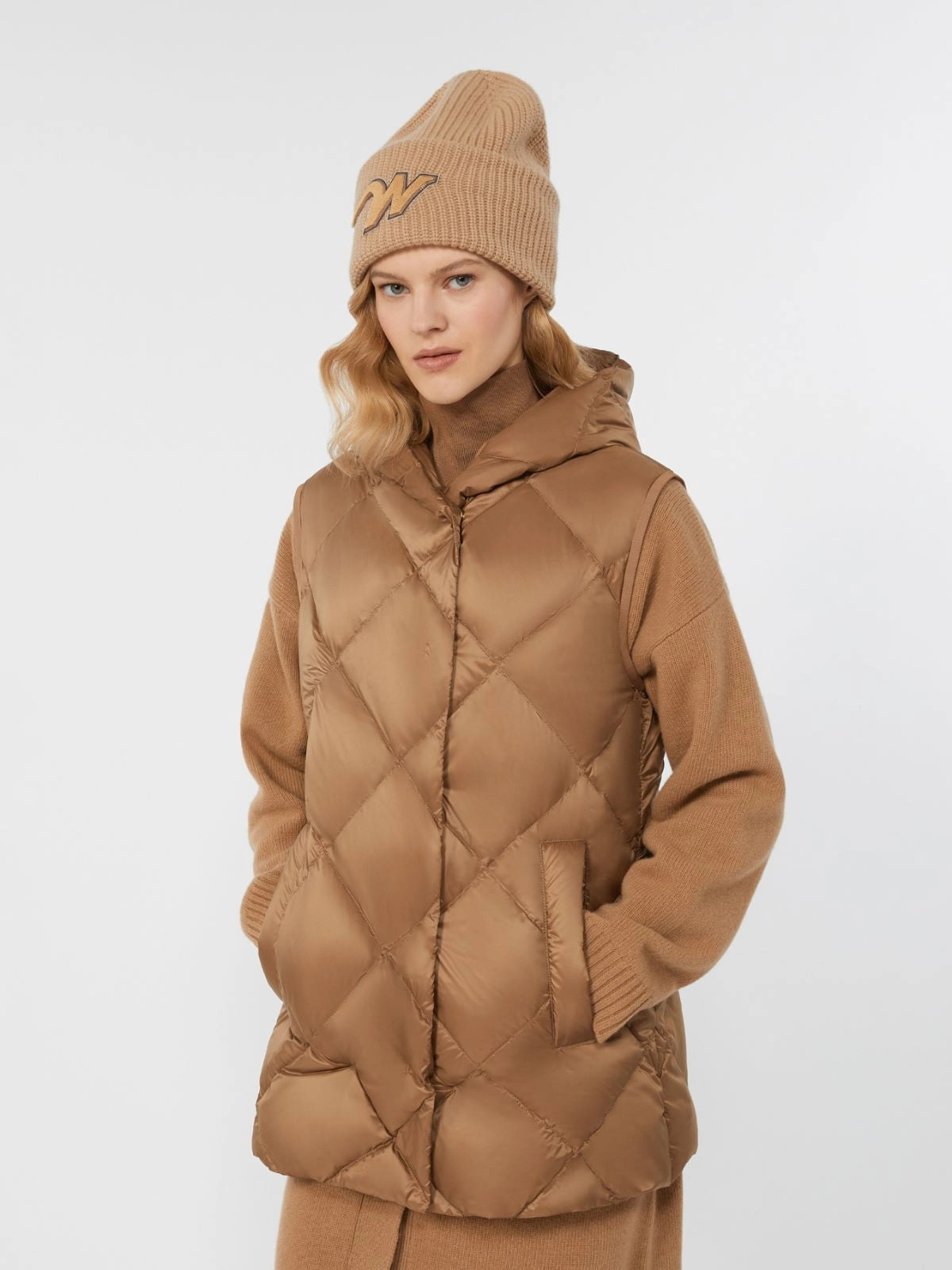 FRUTTO - Gilet in water-repellent tech fabric
