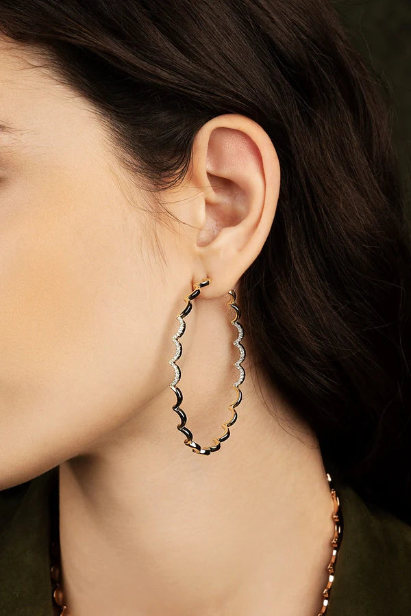 UP AND DOWN - Wavy Gold Hoop Earrings - Large